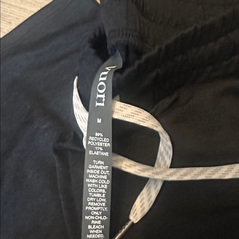 Everyday Wide-Leg Drawstring Pants in Black - Picture 4 of 4